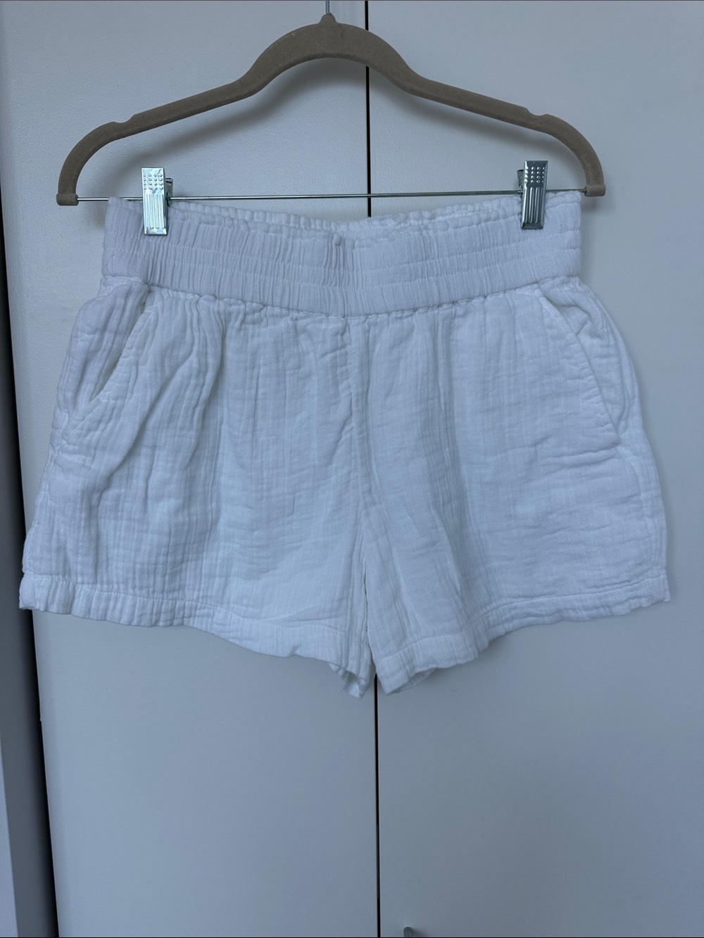 White Elastic Waist Shorts S